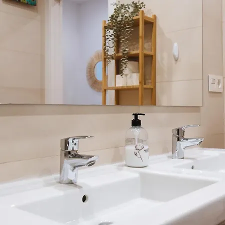 Apartment Apartamento Estelar Con Piscina Y Garaje Nervion Seville